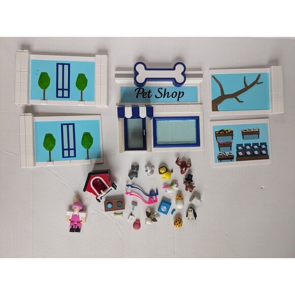Roblox Adopt Me Pet Store Play Set Toys, Figures, Accessories, INCOMPLETE - Picture 1 of 6